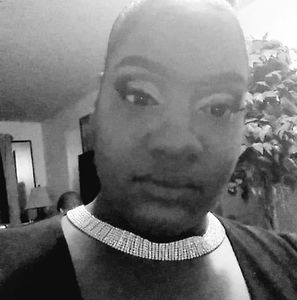 Meet your Posher, Donya